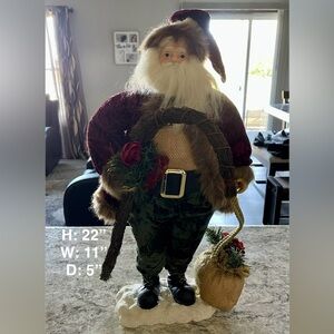 Santa Claus Statue Figurine